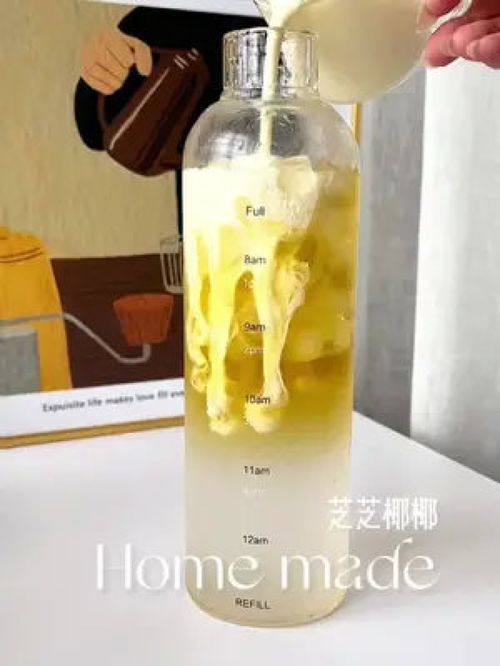 宅家復刻古苠芝芝椰椰 椰子的清甜夾雜著奶香 好好喝 vlog美食記 自制神仙飲品 夏日飲品